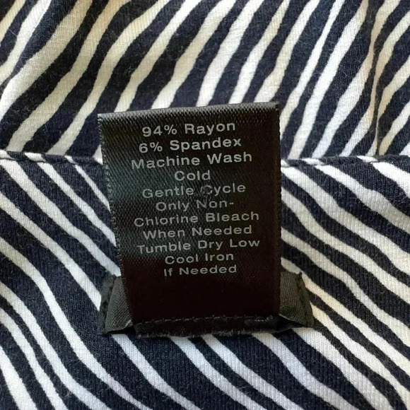 ANN TAYLOR NWOT SLEEVELESS ZEBRA PRINT DRESS | SIZE: LARGE - Picture 7 of 9